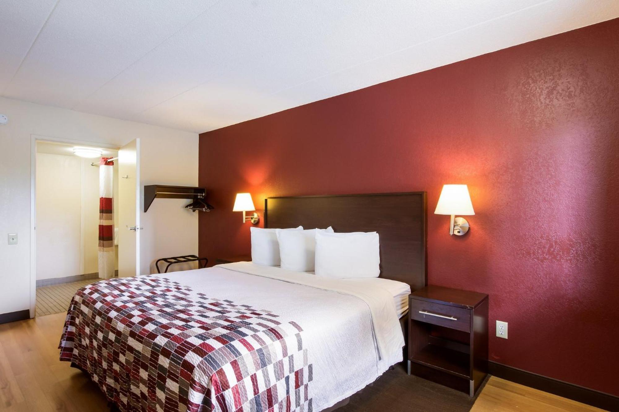 Red Roof East - Expo Center Inn Kalamazoo